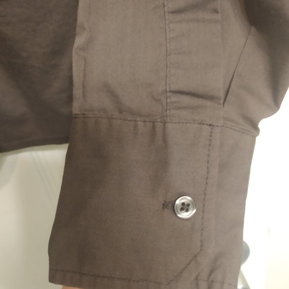 New York & Company Stretch Fitted Button Up Top - Picture 5 of 7